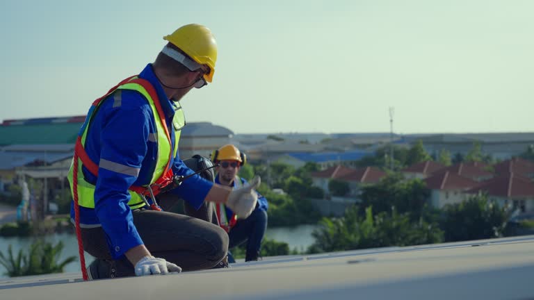 Best Roof Leak Repair  in Bay Shore, NY